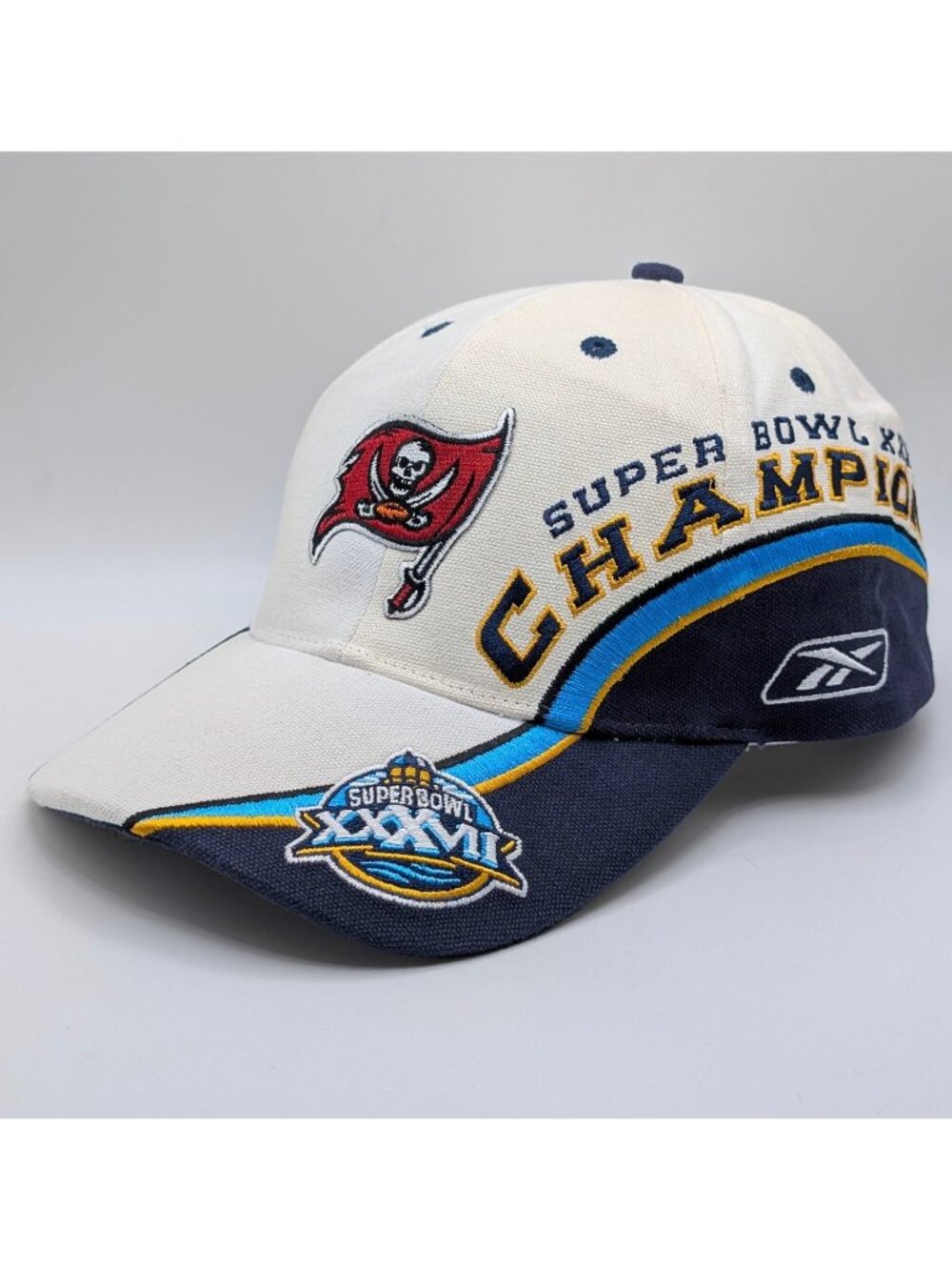 Tampa Bay Buccaneers Super Bowl Champions XXXVII Hat Cap Reebok 2002 Y2K Vintage